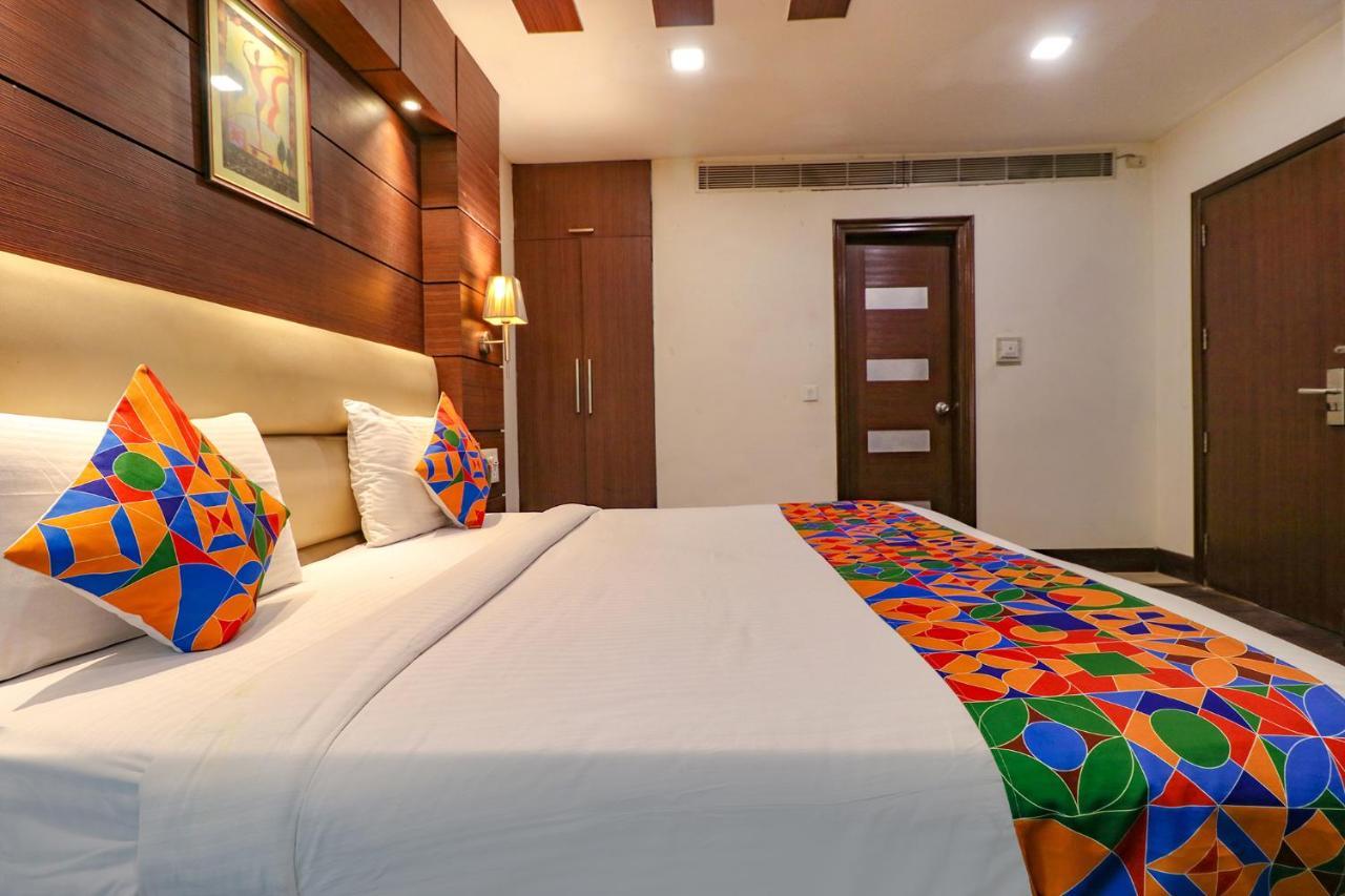 Fabhotel Admire Suites New Delhi Eksteriør billede