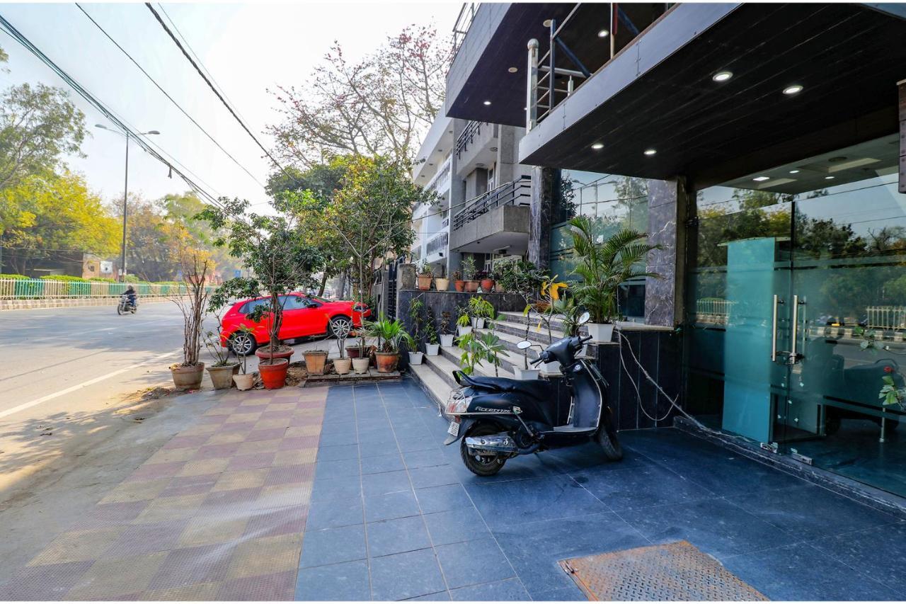 Fabhotel Admire Suites New Delhi Eksteriør billede
