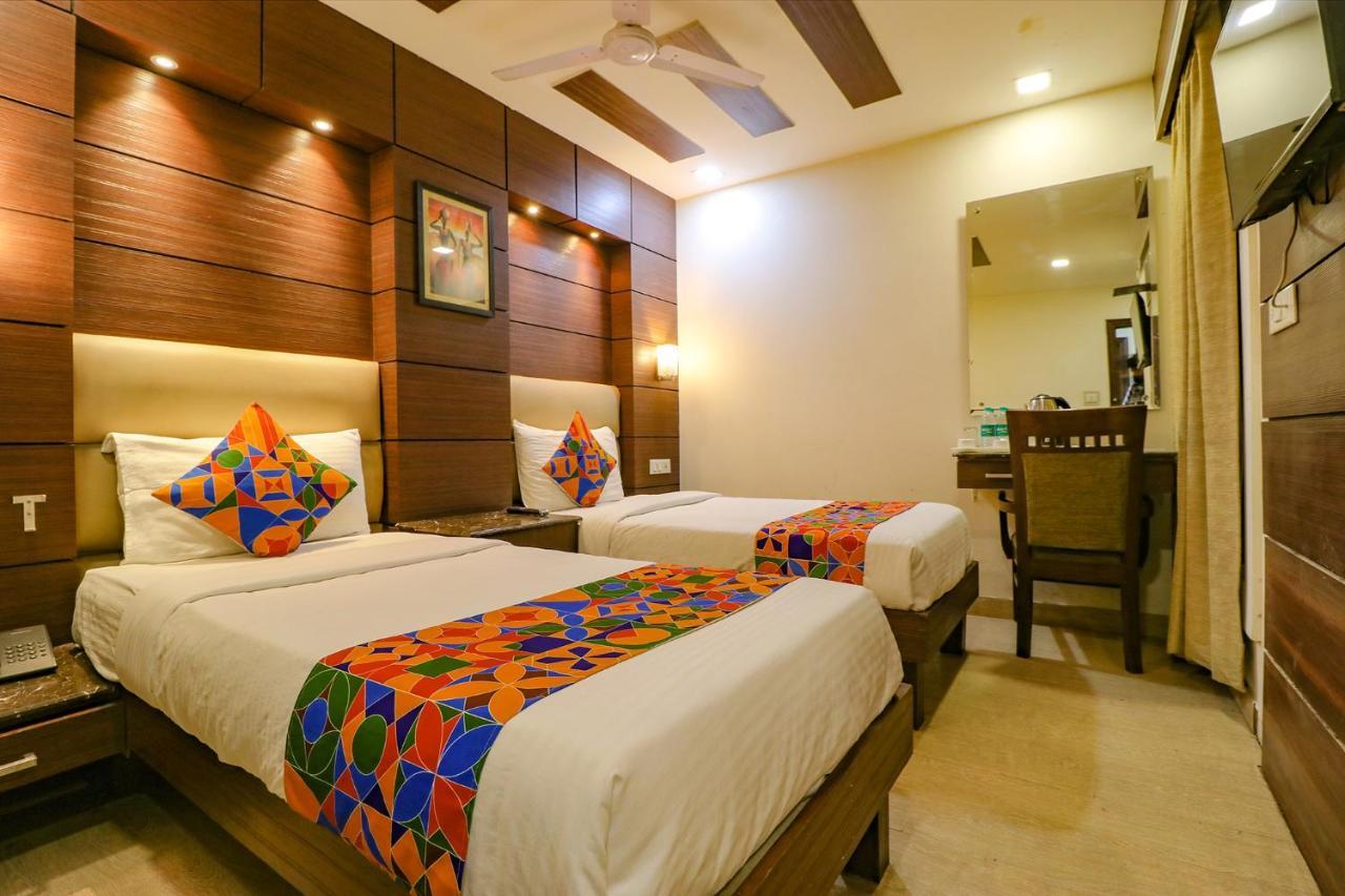 Fabhotel Admire Suites New Delhi Eksteriør billede