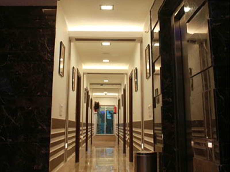 Fabhotel Admire Suites New Delhi Eksteriør billede