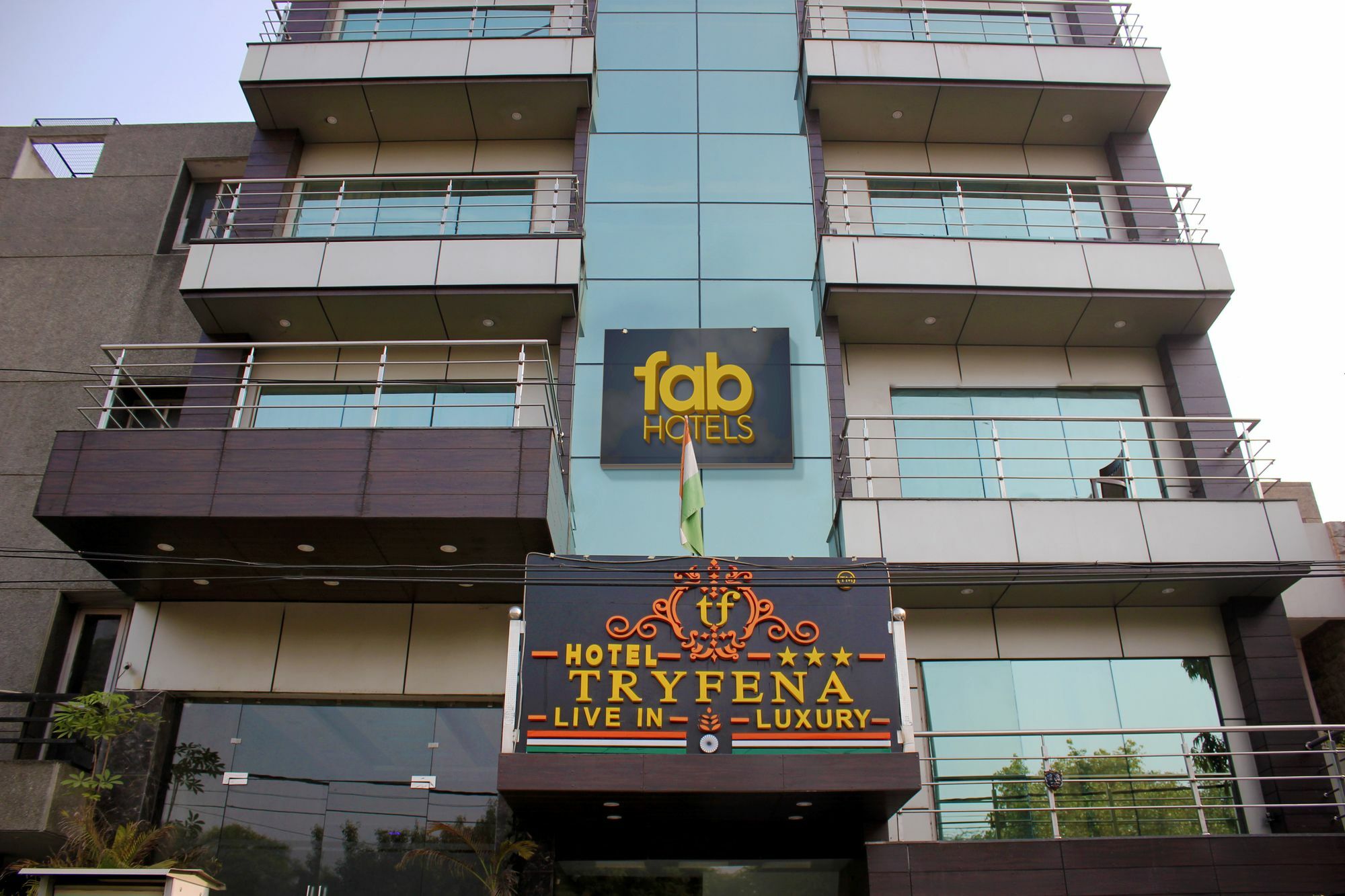 Fabhotel Admire Suites New Delhi Eksteriør billede